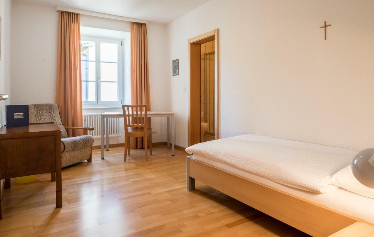 Gaestehaus St. Ursula Brig Dış mekan fotoğraf