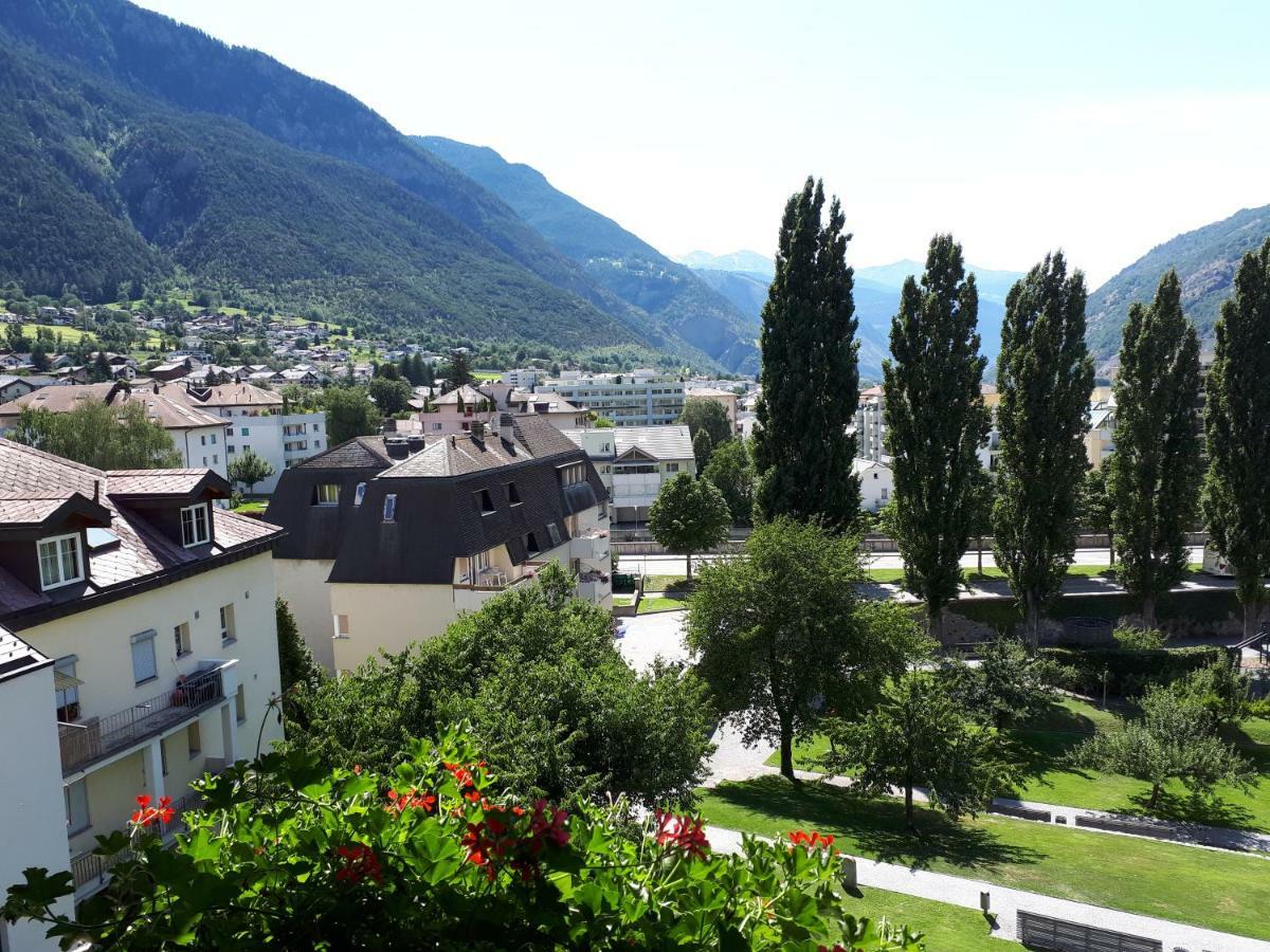 Gaestehaus St. Ursula Brig Dış mekan fotoğraf